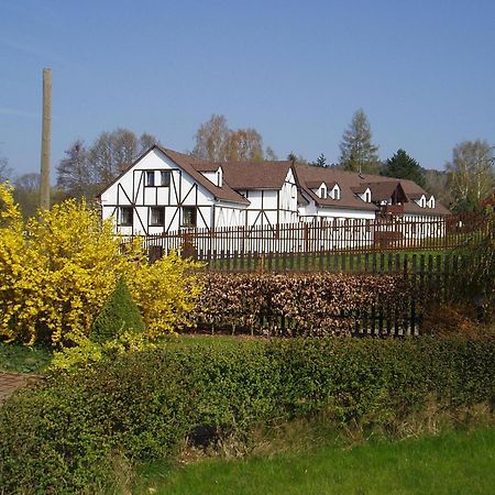 Heřmanice Restaurace A Penzion Ceska Hospoda מראה חיצוני תמונה